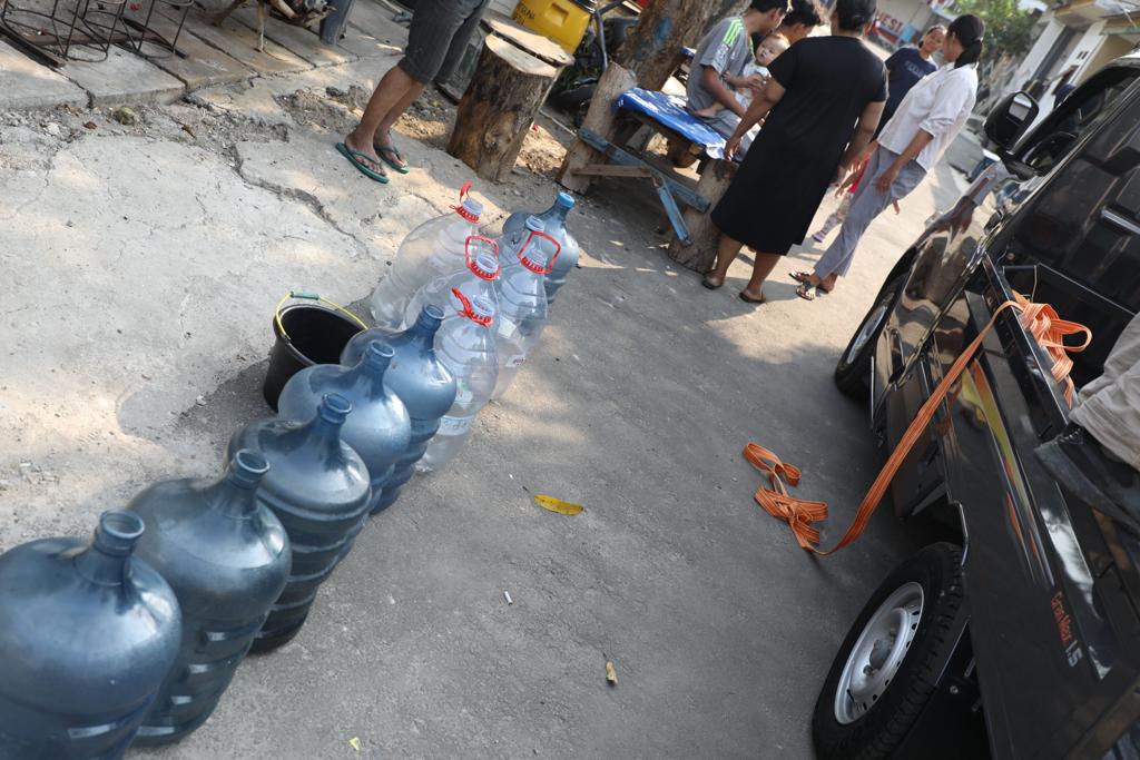 Penuhi Kebutuhan Warga Terdampak Kekeringan, BPBD Tangsel Uji Coba Alat Pengolahan Air Foto : Ist