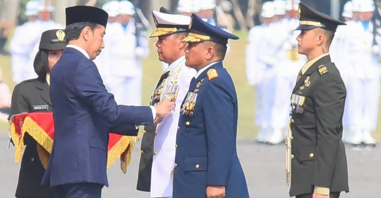 Peringati HUT Ke-78 TNI Foto : Setpres