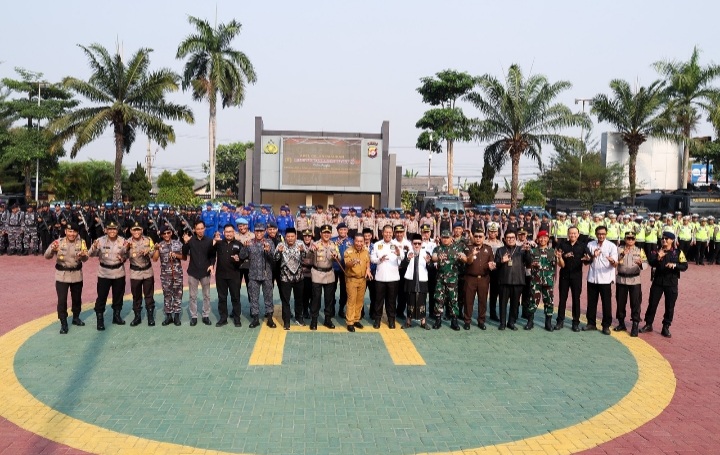 Pj Gubernur Banten Al Muktabar Ajak Masyarakat Jaga Kamtibmas Foto : Humas Pemprov
