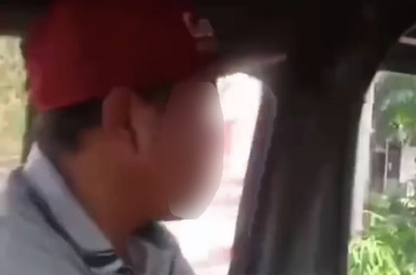 Polisi Buru Pria Cabul yang Onani di Angkot Depok Foto : Ist