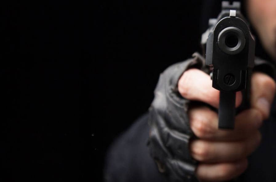 Polisi dan Pelaku Utama Komplotan Curanmor Jakbar Saling Adu Tembak di Lebak Foto : Ist