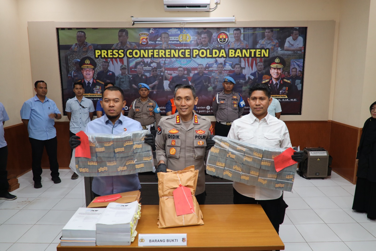 Selamatkan Uang Negara, Polda Banten Tangkap 2 Pelaku Korupsi Pembangunan Jalan Akses Pelabuhan di Cilegon Foto : Ist