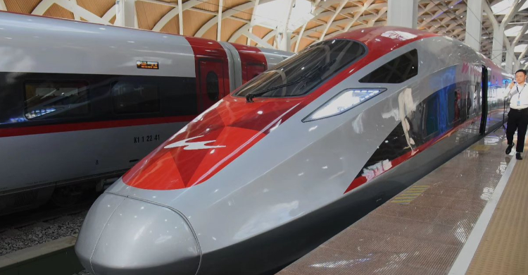 War Ticket Kereta Cepat Whoosh Dibuka Sampai 16 Oktober, Simak Caranya Di Sini Foto : Ist