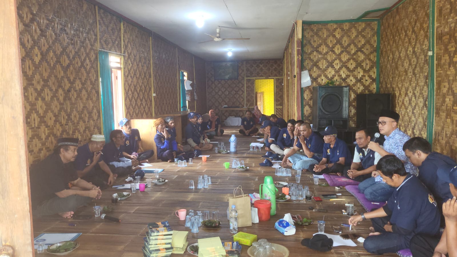 Konsolidasi Kordes dan Korcam di Rumah Pemenangan Arif Rahman, di Desa Panggarangan, Kecamatan Panggarangan Kabupaten Lebak, Sabtu (18/11/2023).(Istimewa)