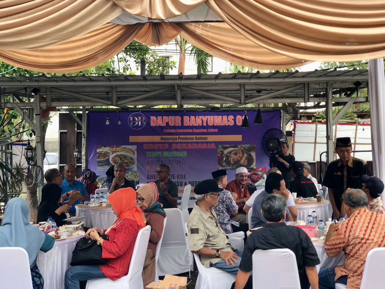 Belasan Tahun Laku Keras, Dapur Banyumas Kini Hadir di Tangsel Foto : Mg.2