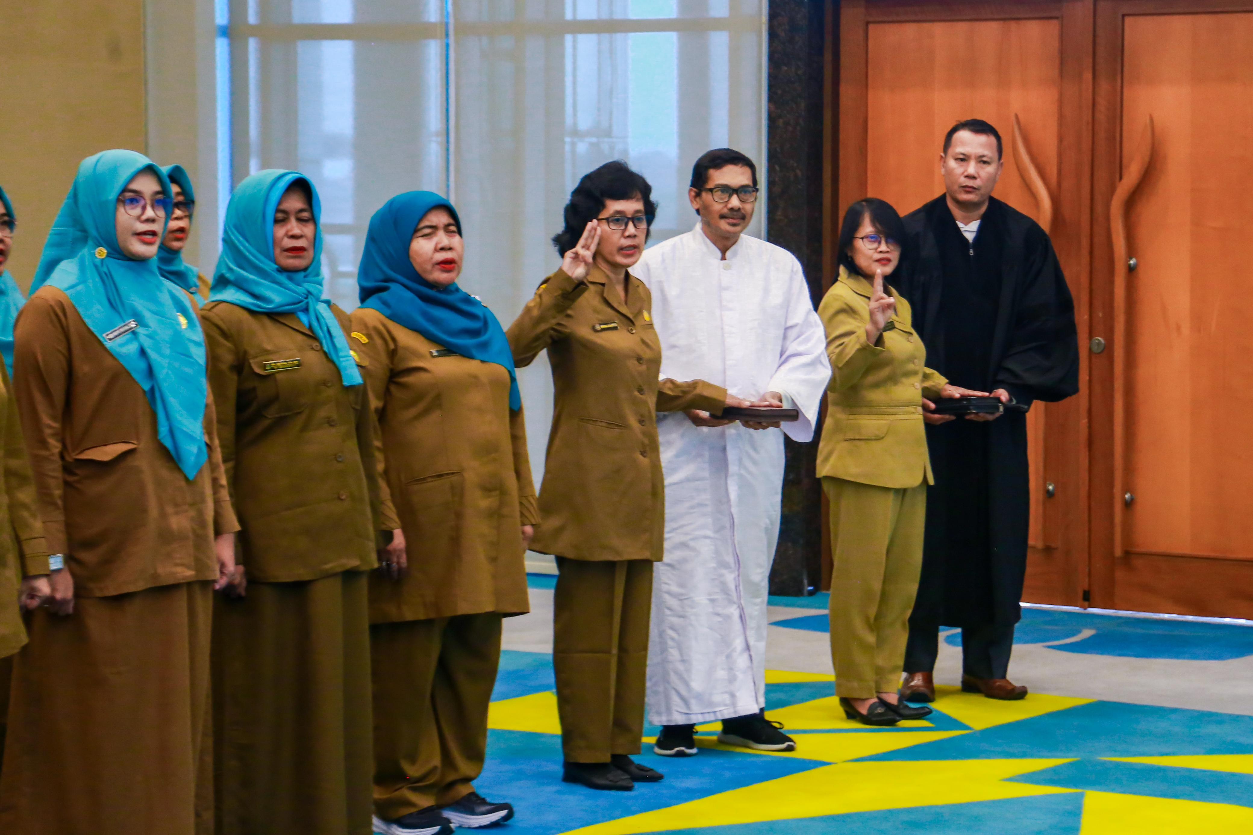 Benyamin Lantik Puluhan Kepala Sekolah SD dan SMP di Tangsel Foto : Ist