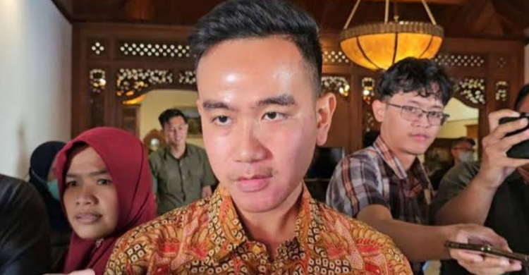Ditegaskan Sekjen Golkar, Gibran Belum Kuning Foto : Ist
