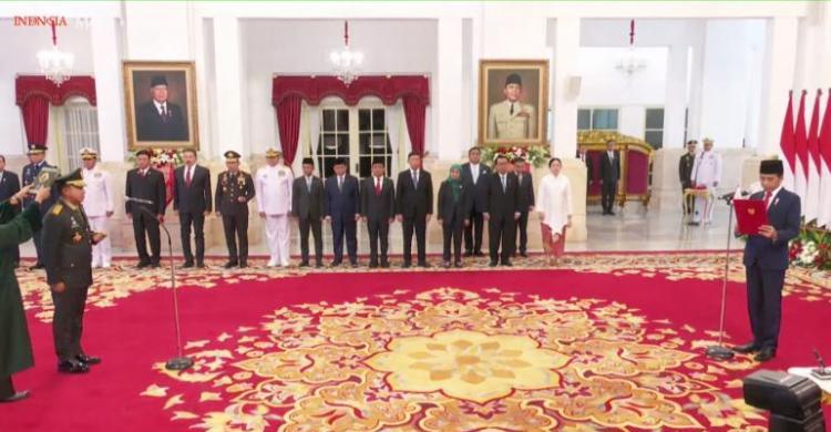Hari Ini Dilantik Jokowi, Jenderal Agus Subiyanto Sah Jadi Panglima TNI Foto : Setpres