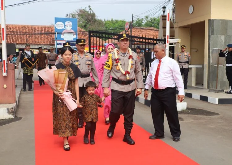 Irjen Pol Abdul Karim Resmi Menjabat Kapolda Banten Foto : Ist