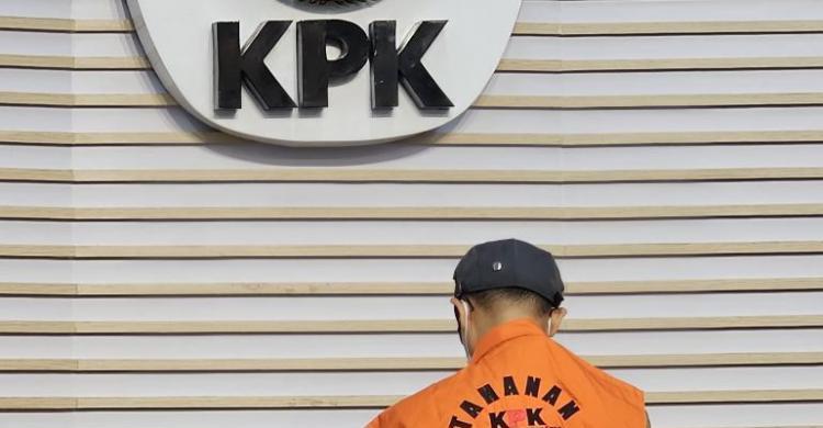 Jadi Tersangka Gratifikasi Dan TPPU, Hakim Agung Gazalba Saleh Ditahan KPK Hakim Agung Gazalba Saleh. Foto : Ist