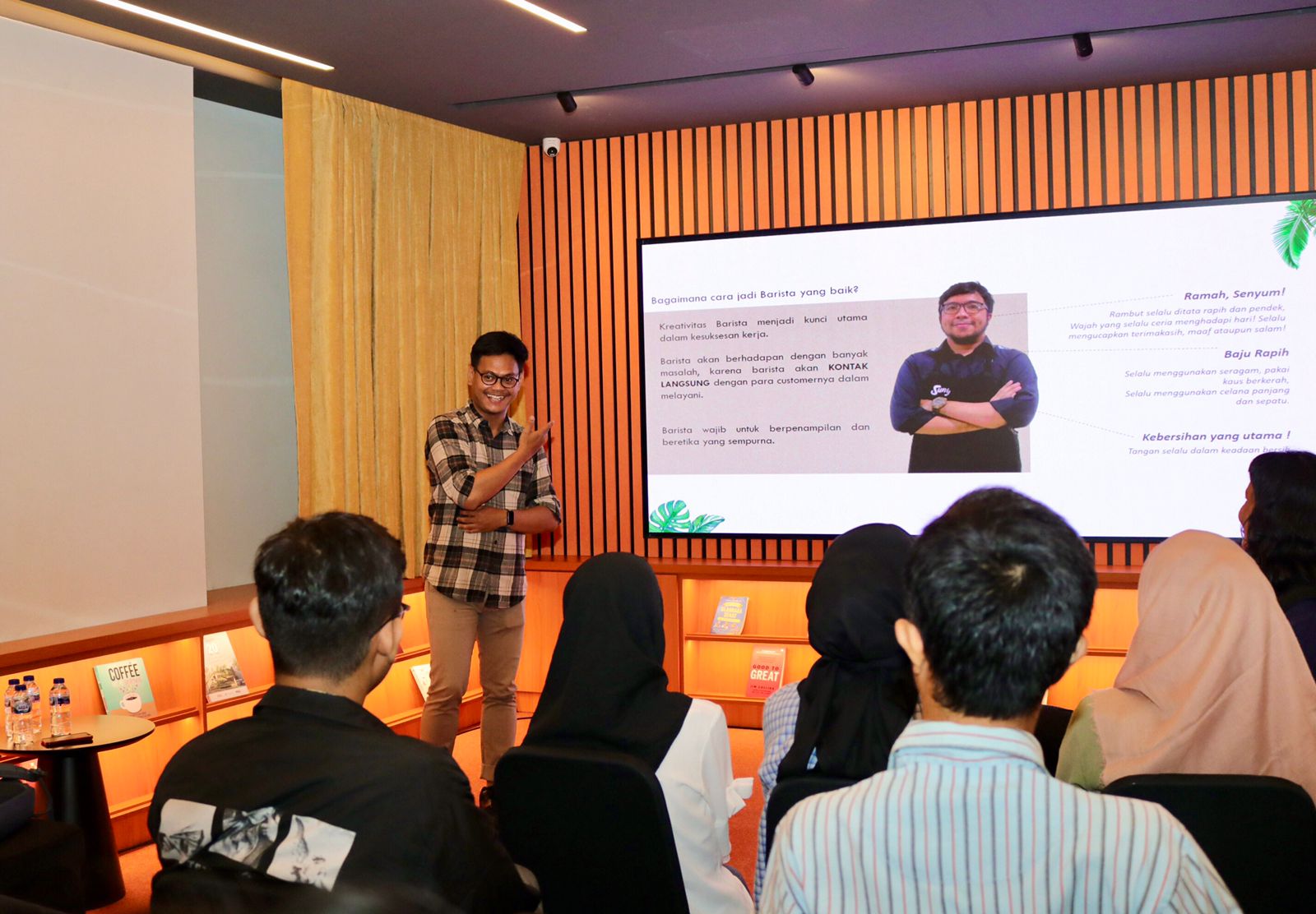 Lewat Kopi, Danamon dan Sunyi Academy Bekali Kawan Difabel dengan Keterampilan Kerja dan Literasi Keuangan Foto : Ist