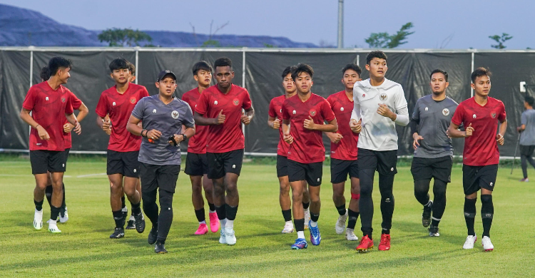 Malam Ini Garuda Muda Siap Hadapi Panama Sesi latihan Garuda Muda. Foto : Ist