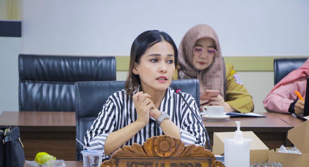 Pemkot Bersiap Bentuk Dua Perseroda Baru Ketua Bapemperda DPRD Kota Tangsel Ledy MP Butar Butar.