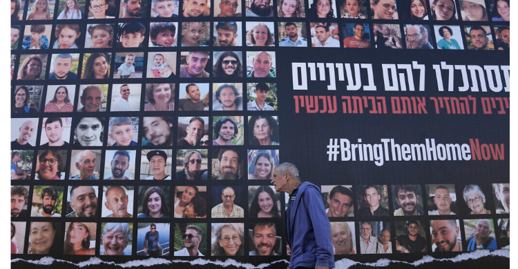 Perang Lawan Hamas Rugikan Israel Hampir 1.000 T Foto tawanan perang. Foto : Ist