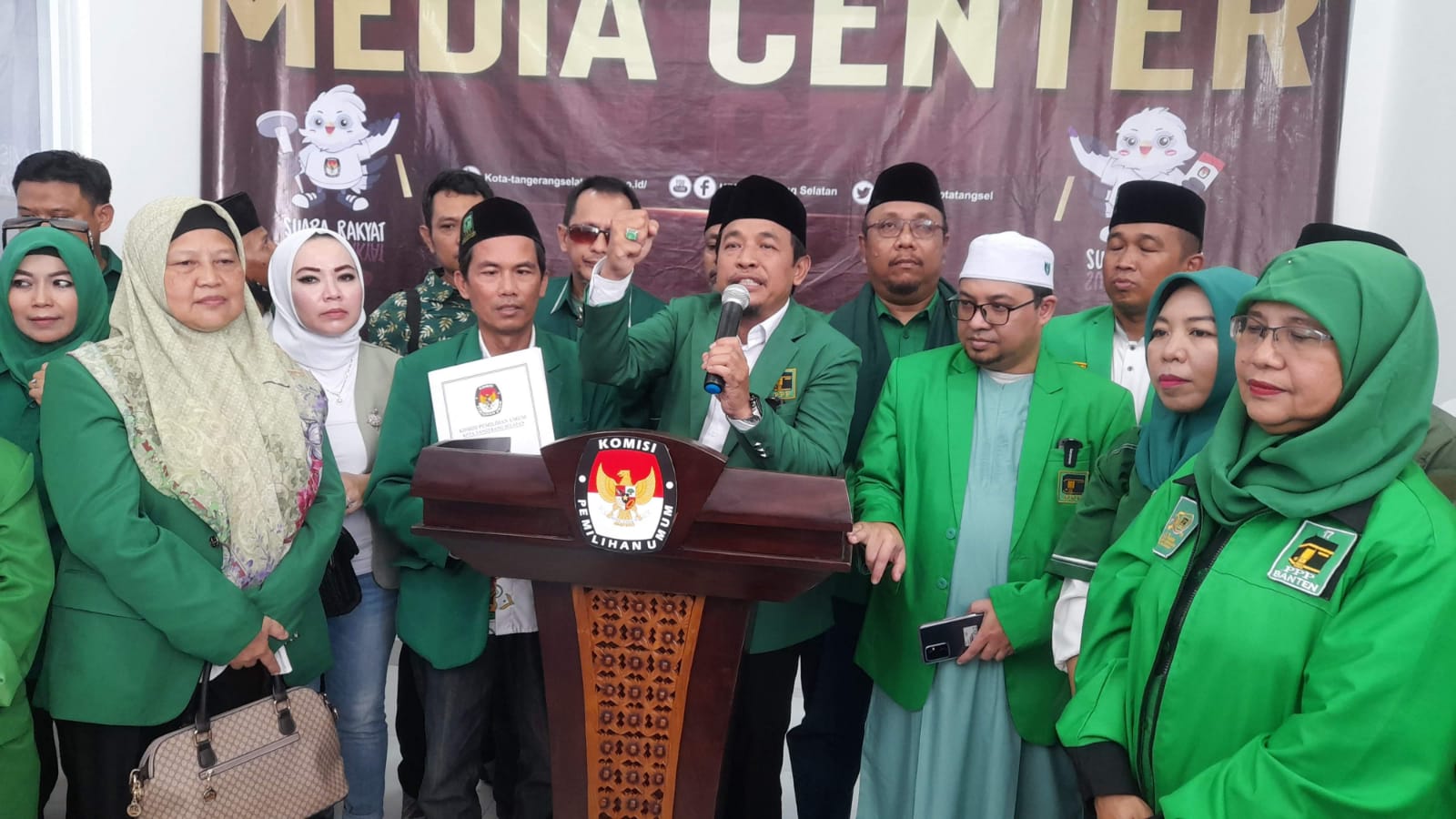 PPP Tangsel Siap All Out Menangkan Ganjar-Mahfud DPC PPP Kota Tangsel siap All Out memenangkan pasangan Ganjar-Mahfud di Pilpres 2024.(Dra)