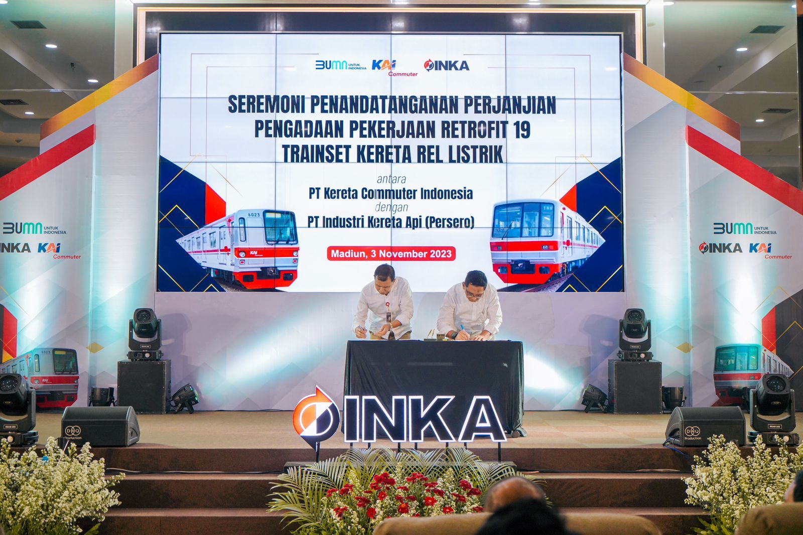 PT KCI dan PT INKA Lanjutkan Kerja Sama Kontrak Retrofit KRL Foto : Ist