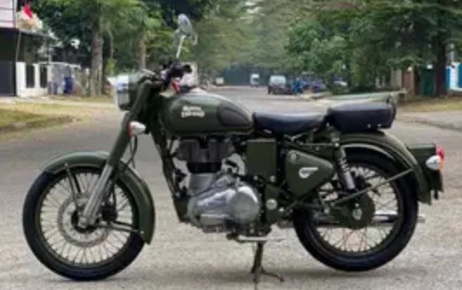 Royal Enfield Kesayangan Omesh Laku Rp 300 Juta, Hasil Lelang Didonasikan ke Palestina Foto : Ist