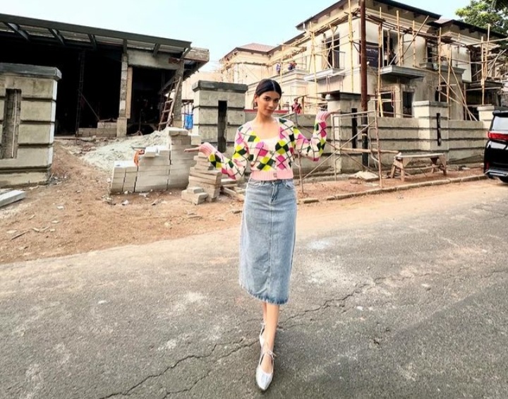 Sabrina Pamer Rumah Baru, Sebelahnya Gym Pribadi Deddy Corbuzier yang Luas Foto : Ist