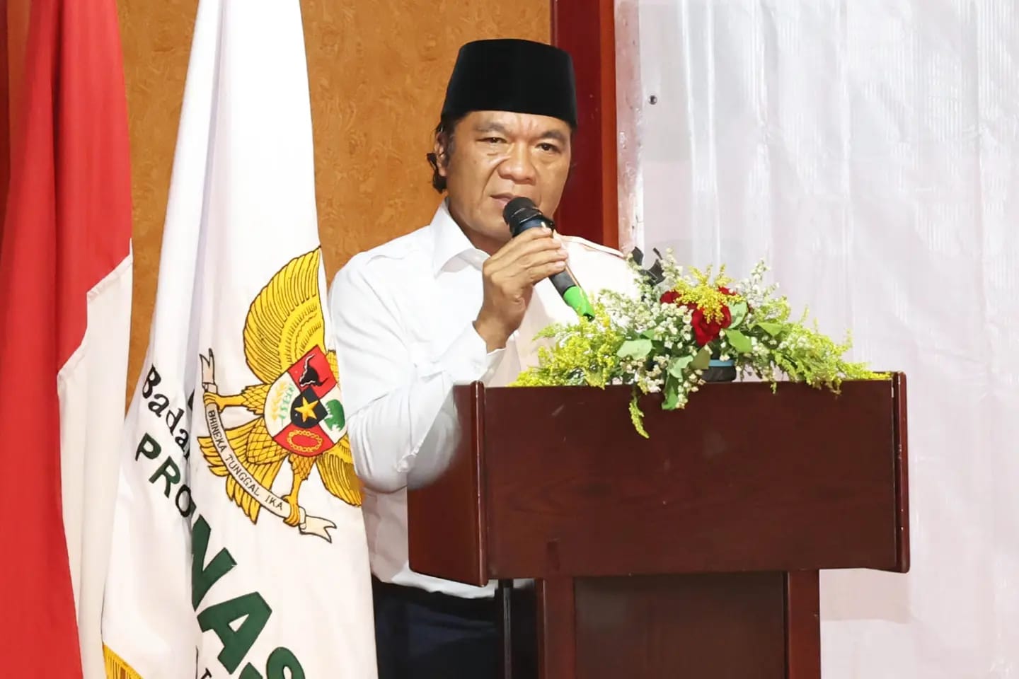 Sah, UMP 2024 Provinsi Banten Naik 2,50% Pj Gubernur Banten Al Muktabar. Foto : Ist