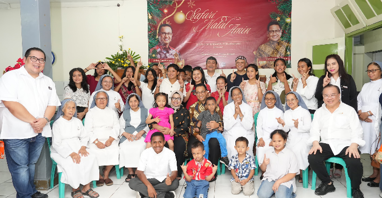 Anies Rayakan Malam Natal Di Panti Asuhan Santo Thomas Semarang Foto : Ist
