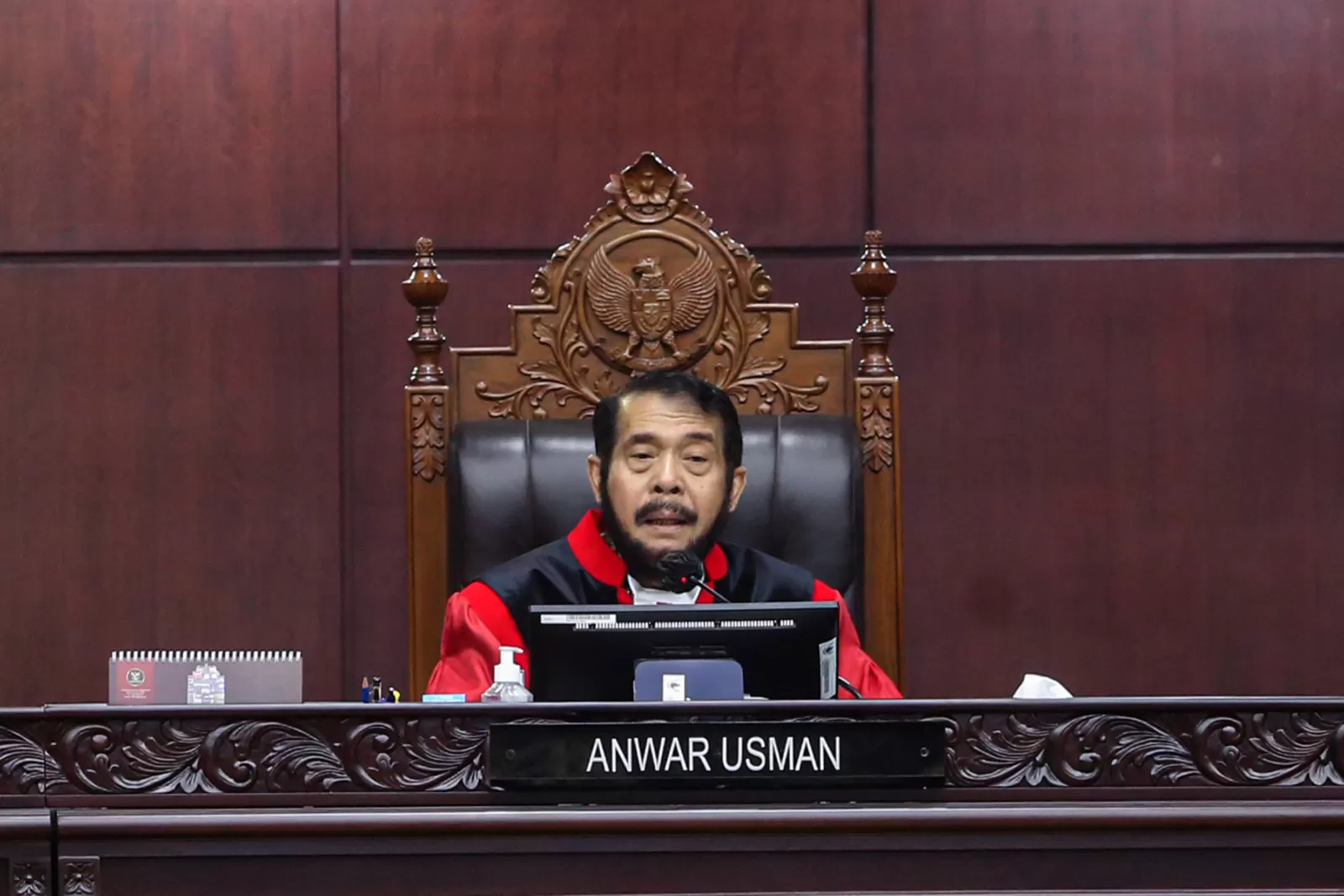Anwar Usman Masih Ngambek ? Tak Hadiri Pelantikan Hakim MK Foto ; Ist