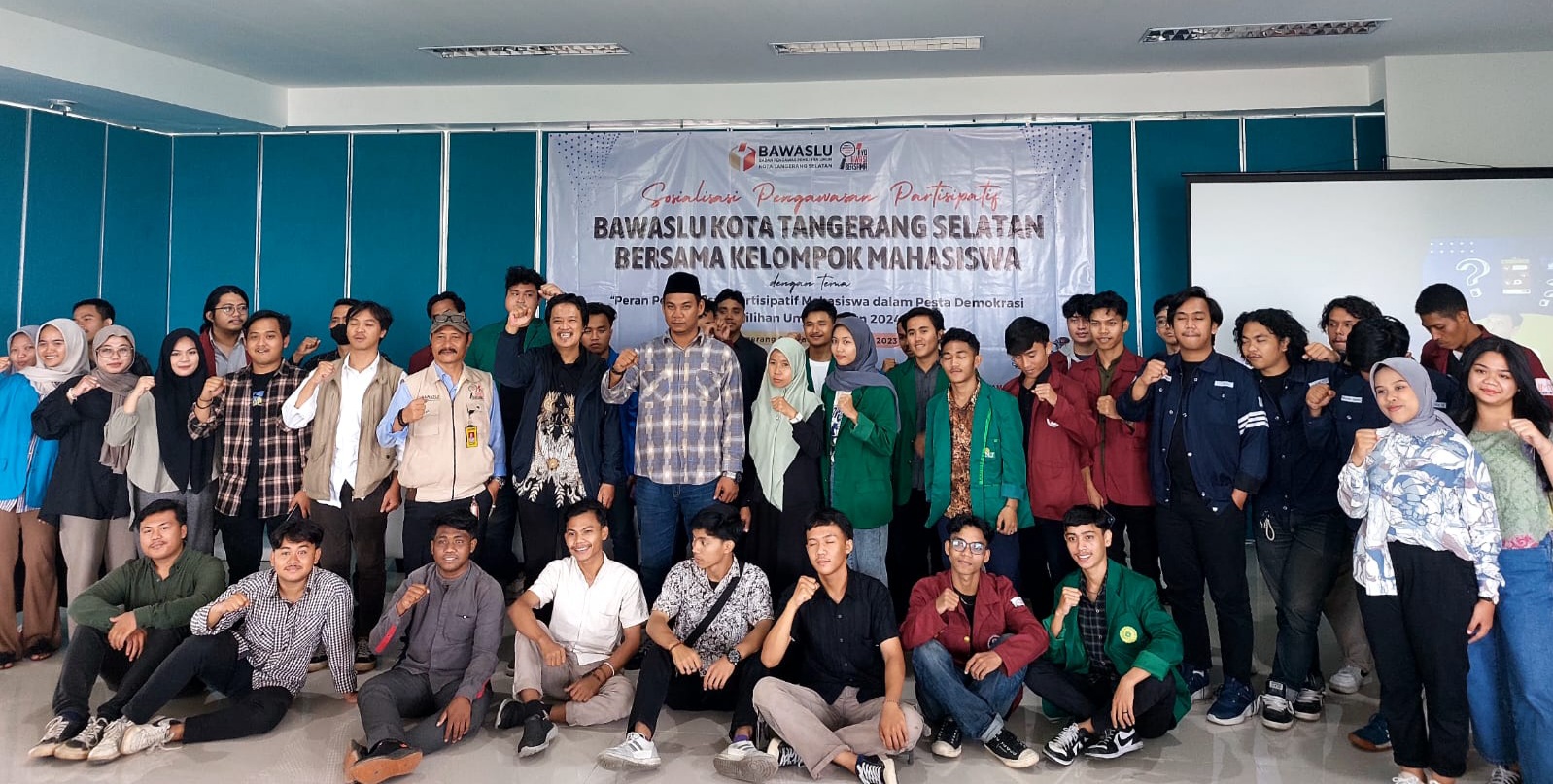 Bawaslu Tangsel Minta Agar Mahasiswa Peka, Ikut Awasi Pemilu Foto : Ist