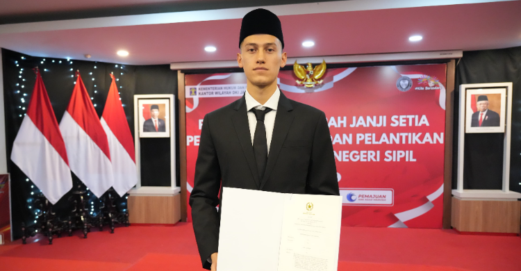Jay Idzes Sah Jadi WNI, Bisa Langsung Masuk Timnas Asuhan STY Foto : Ist