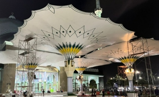 Masjid Raya Al-Azhom Tangerang Semakin Megah dengan Payung Nabawi! Foto : Ist
