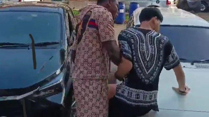 Pesepak Bola Ouseloka Diduga Aniaya Warga Tangerang, Polisi Mulai Usut Kasus Foto : Ist