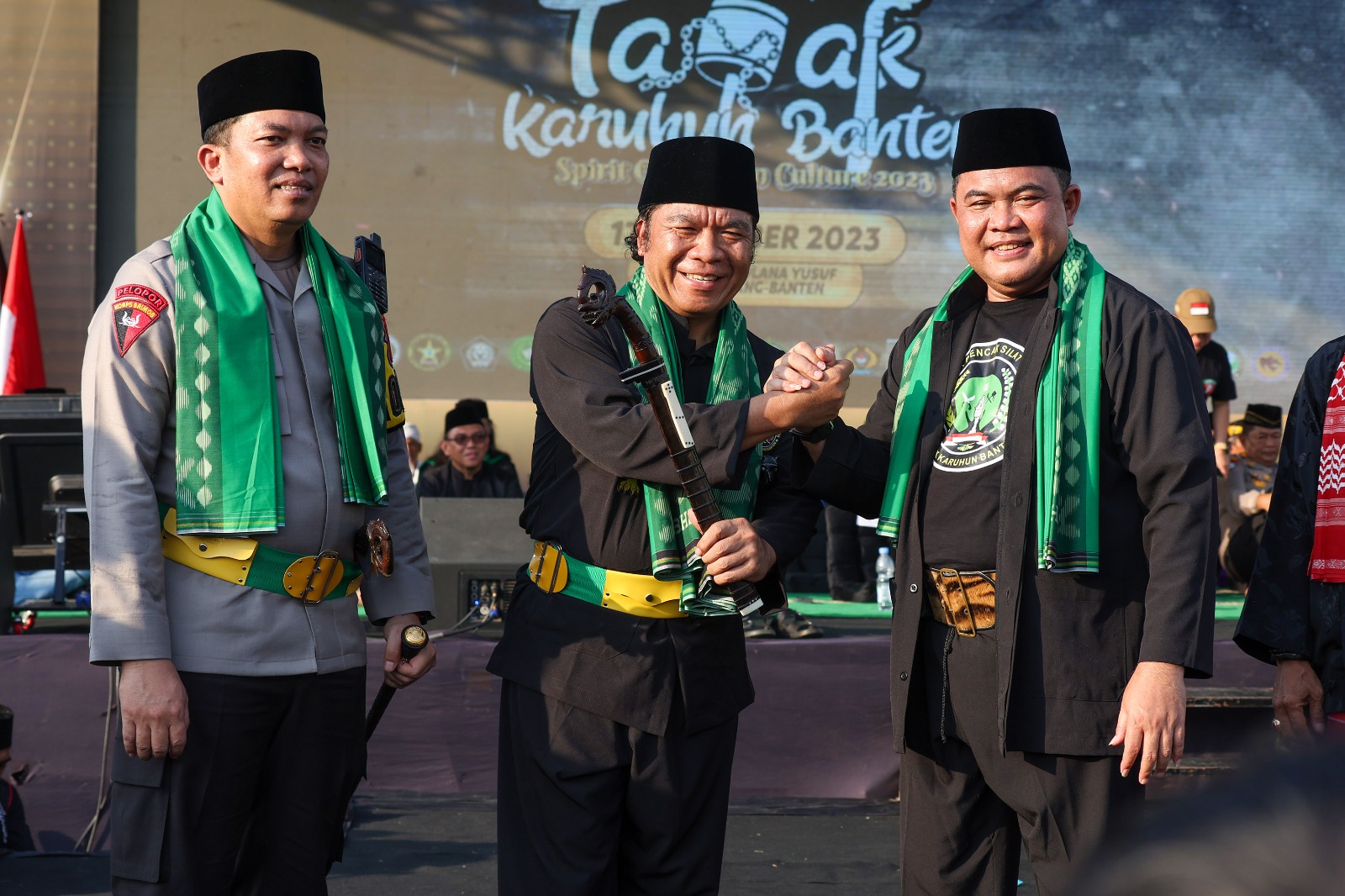 Pj Gubernur Banten Al Muktabar Ajak Paguron Silat dan Jawara Jaga Stabilitas Daerah Foto : Humas Pemprov