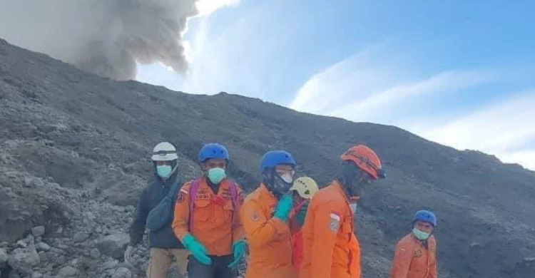 Update Erupsi Marapi: 15 Tewas, 10 Teridentifikasi, 8 Pendaki Belum Dievakuasi Foto : Ist