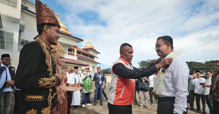 Anies Janji Akan Bangun Stadion Internasional dan Embarkasi Haji di Aceh Foto : Ist
