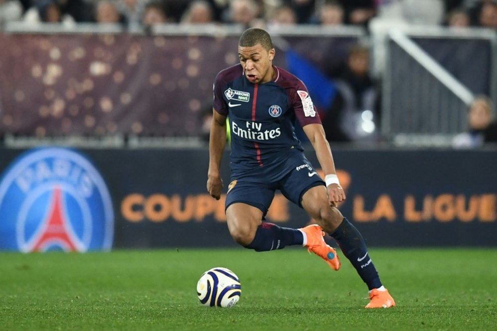 Belum Perpanjang Kontrak Di PSG, Mbappe Mau Merapat Ke Real Madrid Foto : Ist