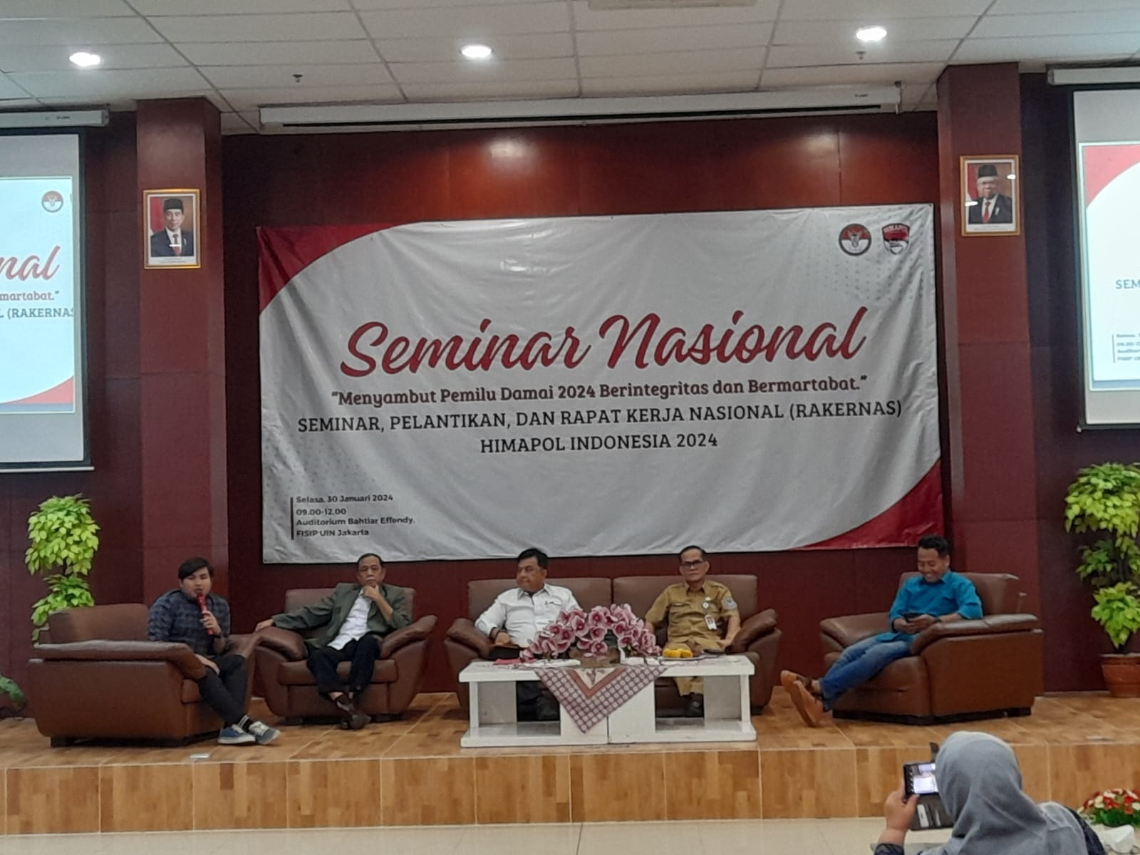 Himapol Indonesia Ajak Pemuda Jaga Pemilu Damai Himapol Indonesia gelar seminar dan rakernas di UIN Jakarta.(mg1)
