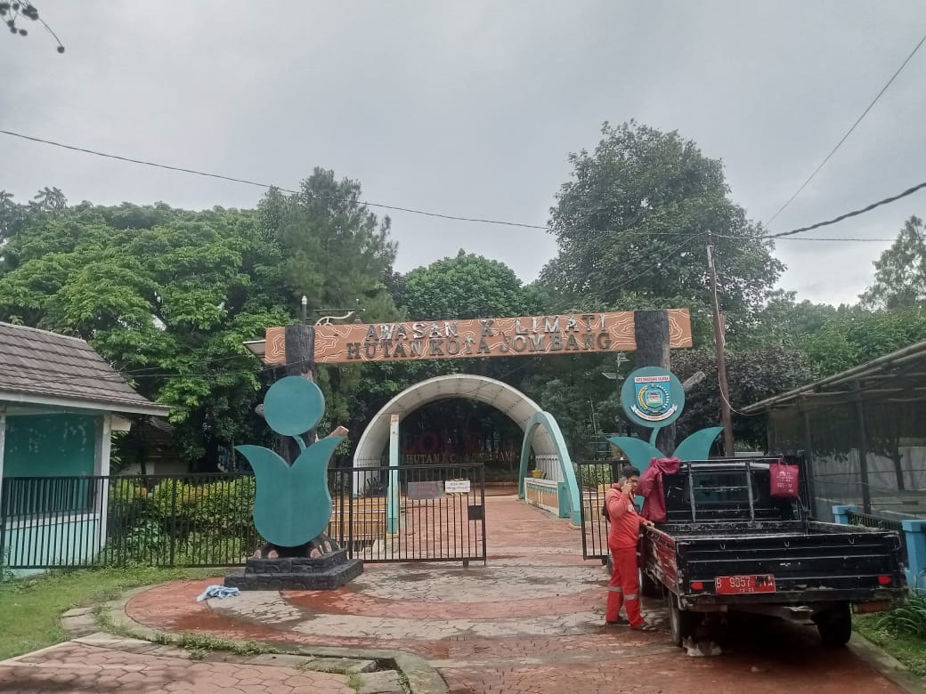 Hutan Kota Jombang, Rekreasi Murah Meriah Beragam Fasilitas (mg2)