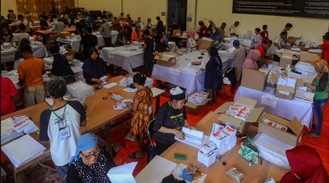 KPU Terima Pengganti 14.752 Surat Suara Rusak KPU Kota Tangsel telah menyiapkan pengganti surat suara yang rusak, untuk Pemilu 2024.(dra)