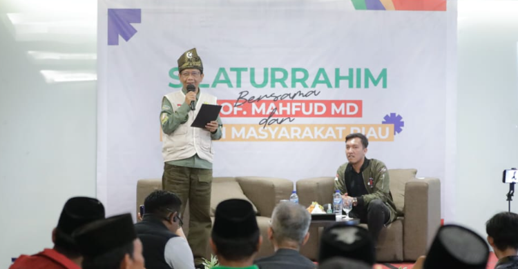 Mensesneg Pratikno: Mahfud MD Izin Menghadap Presiden Menko Polhukam dan Cawapres 03 saat kampanye di Pekanbaru. Foto : Ist