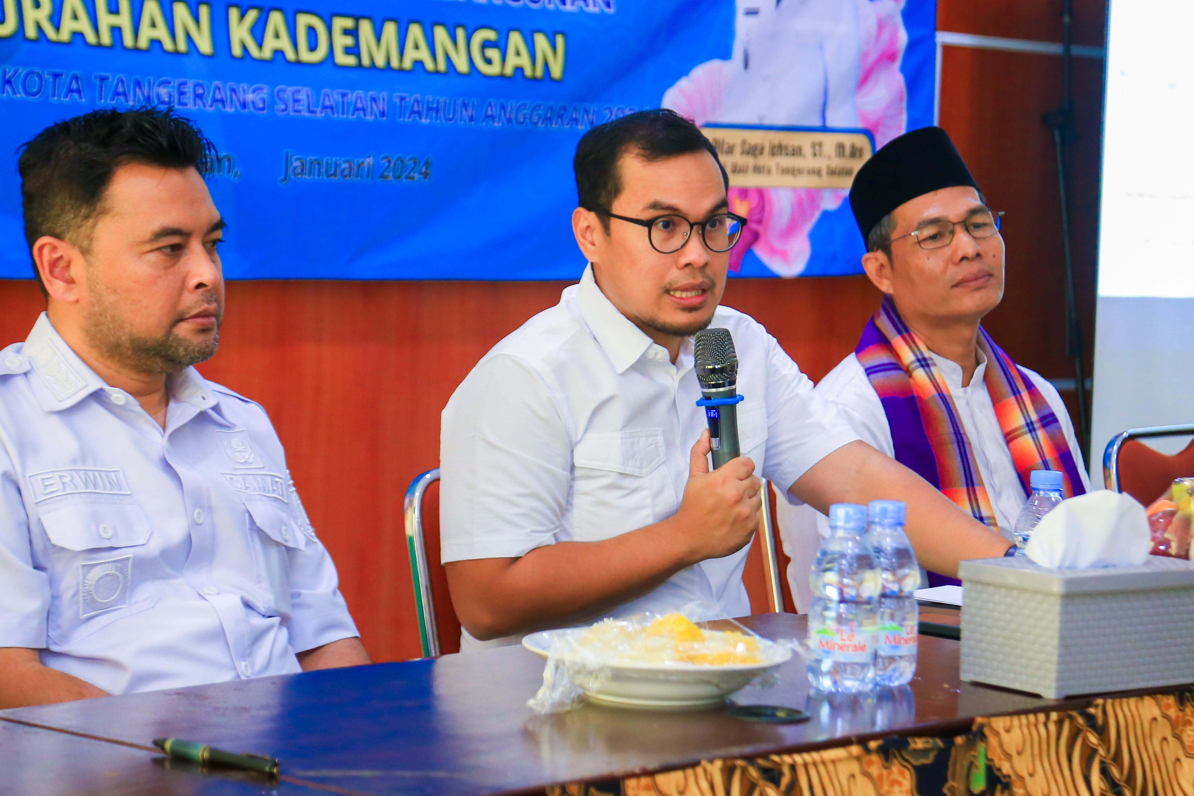 Musrenbang di Kelurahan Kademangan, Pilar Bertekad Bakal Tambah Bangunan SMP Negeri Foto : Ist