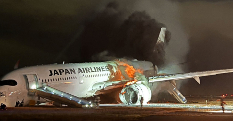 Pesawat Japan Airlines Terbakar, KBRI Tokyo Selidiki Kemungkinan WNI Jadi Korban Foto : Ist