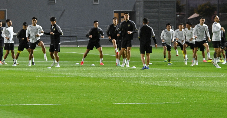 Sesi latihan Timnas Indonesia jelang lawan Irak. Foto : Ist.