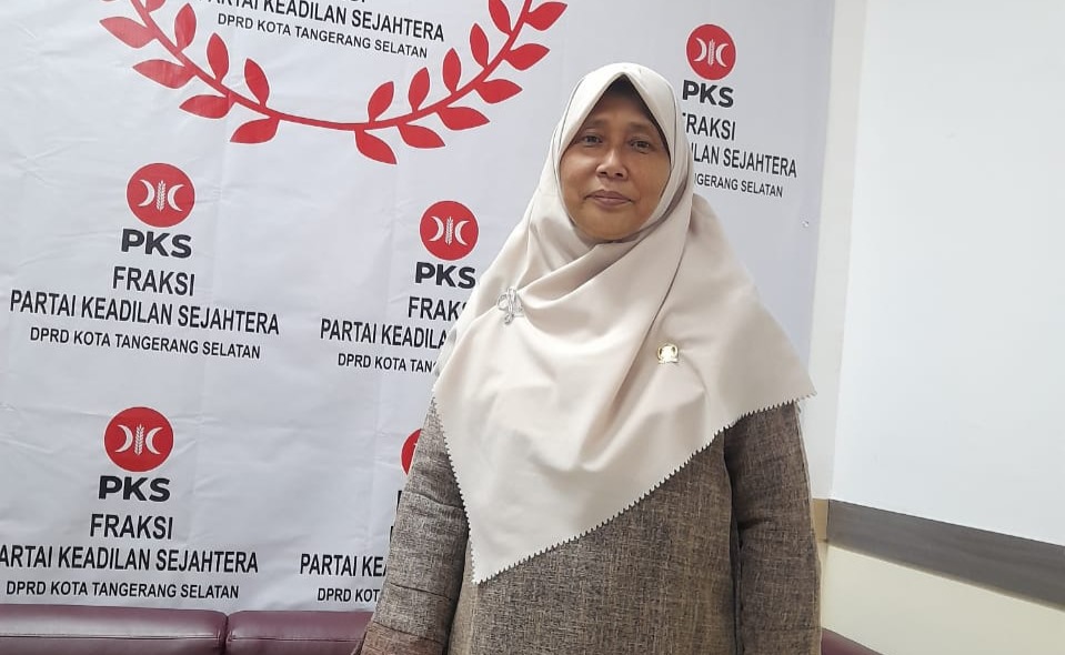 Anggota DPRD Kota Tangsel,  Sri Lintang Rosi Aryani