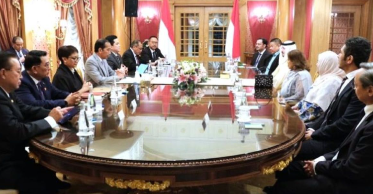 Presiden Jokowi Ajak Pengusaha Brunei Investasi Di IKN Foto : Setpres