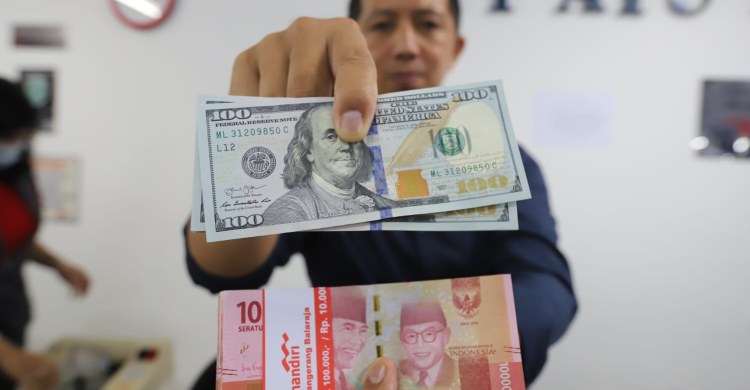 Rupiah Masih Loyo Di Awal Pekan Foto : Ist