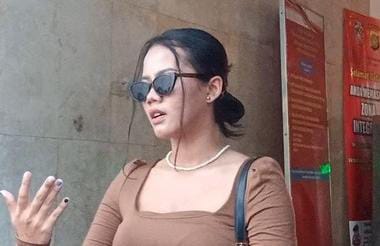 Tersangka Kasus Film Porno Siskaeee Absen Lagi, Pemeriksaan Diundur Pekan Depan Foto : Ist
