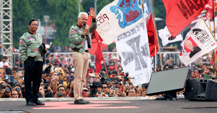 Ganjar Minta Pendukungnya Mendoakan Pak Bono, Wafat Saat Mengisi Acara Kampanye Foto : Ist