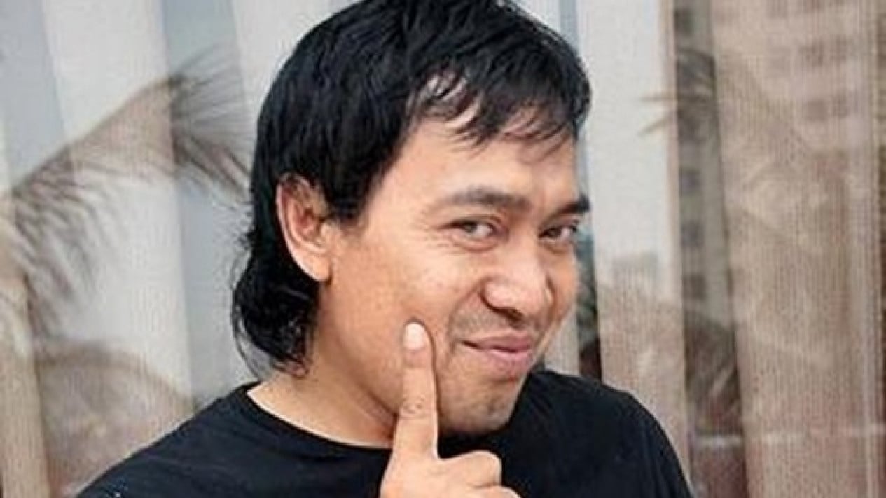 Komeng Melenggang Menuju Senayan, Sudah Kantongi 2 Juta Suara Foto : Ist