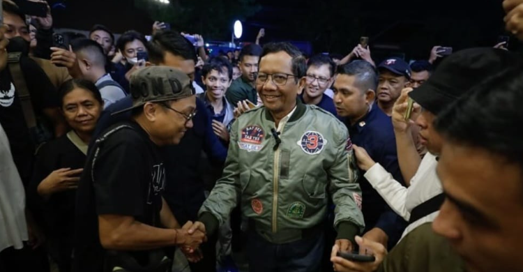Mahfud MD Apresiasi Projo Cabut Laporan Budayawan Butet Foto : Ist