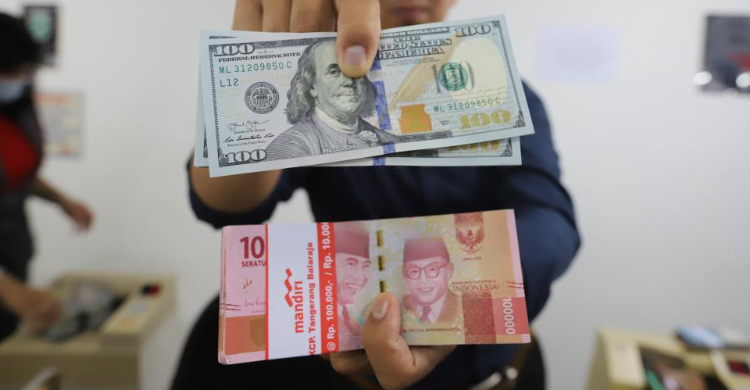Nilai Tukar Rupiah Menguat Ke Rp 15.616 Per Dolar AS Foto : Ist