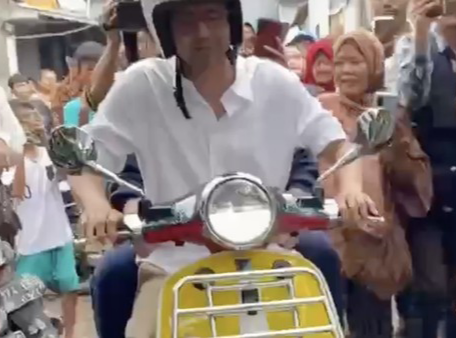 Raffi Ahmad dan Nagita ke TPS Naik Vespa yang Harganya Selangit, Bikin Salfok Foto : Ist