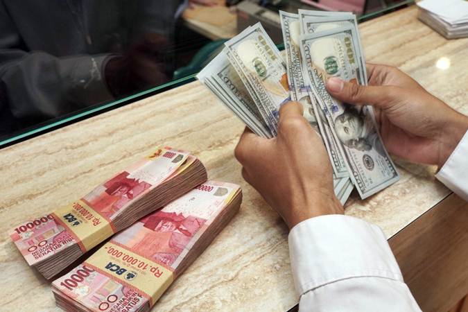 Rupiah Pagi Ini Menguat Tipis Di Level Rp 15.720 Dolar AS Foto : Ist